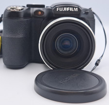Fujifilm FinePix S1730 12.2MP