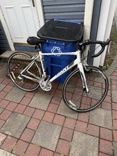 2012 Defy 3 Road Bike by Giant