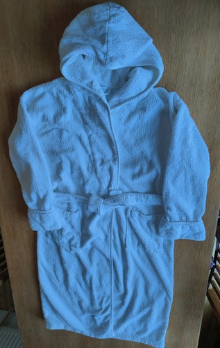 The white company - white, hooded