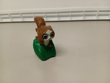 Vintage 2005 Madagascar Pull