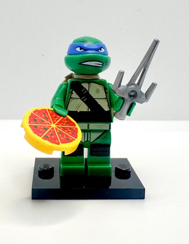 Lego leonardo - (gritted, teeth)