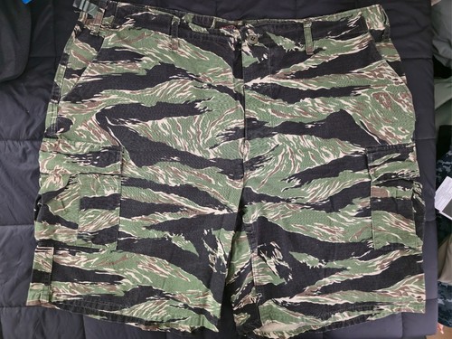 Tiger stripe camo - shorts, xl