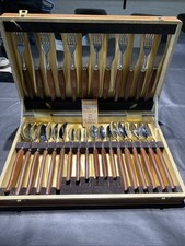 Vintage Glosswood 30 Piece