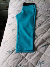 Ladies M& S cropped trousers