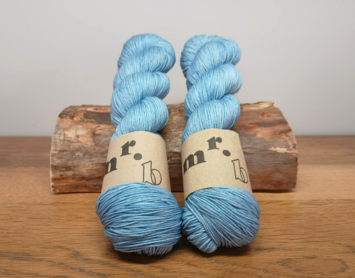 Birdstreet x 2 skeins - b.,