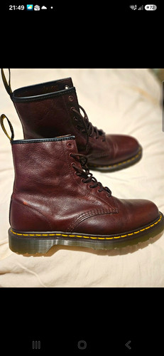 Martens brown leather - dr.,