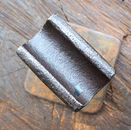 Lrg blacksmith v b - 1,