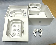 AirPods Pro 2nd Gen with MagSafe Wireless Charging Case - White
