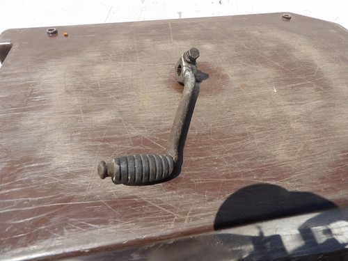 Suzuki 400 gear lever - dr,