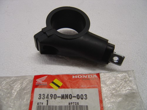 Front turn signal stem - signal, left