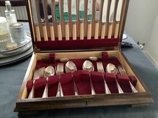 James Ryals  cutlery boxed set