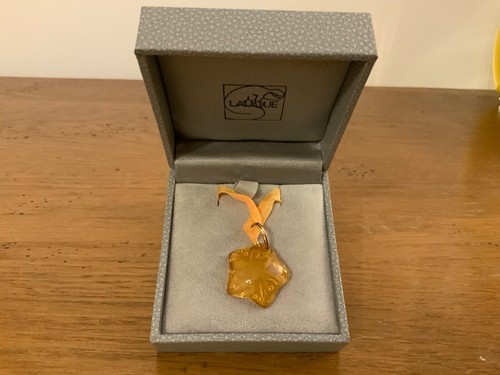 Lalique france amber carambole - france,