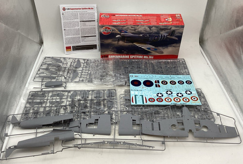 Airfix a17001 supermarine - airfix,