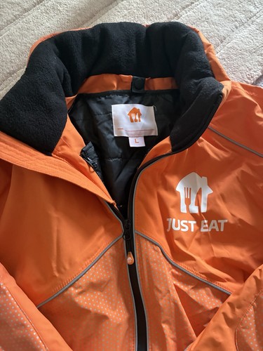 Just eat men orange - eat,