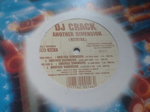 Crack another dimension - crack,