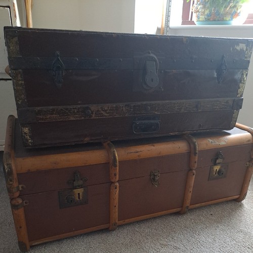 Large antique cases trunks - 2,