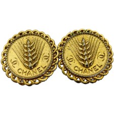 Chanel Vintage CC Logo Round