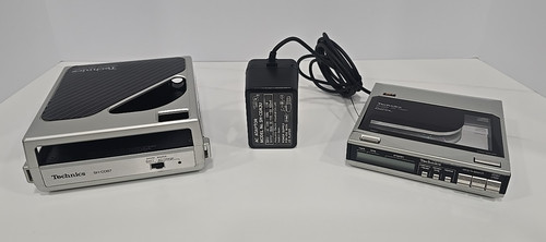 Technics portable player - technics,