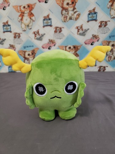Titanic lucki plush - lucki,