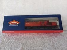 BACHMANN 'OO' GAUGE 39-421 TPO SORTING VAN WITH NETS ROYAL MAIL RED #W80305