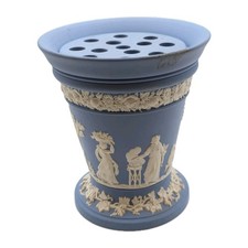 Large Ca. 1957 Wedgwood Solid Blue Jasperware Pedestal Vase Grecian Maidens 