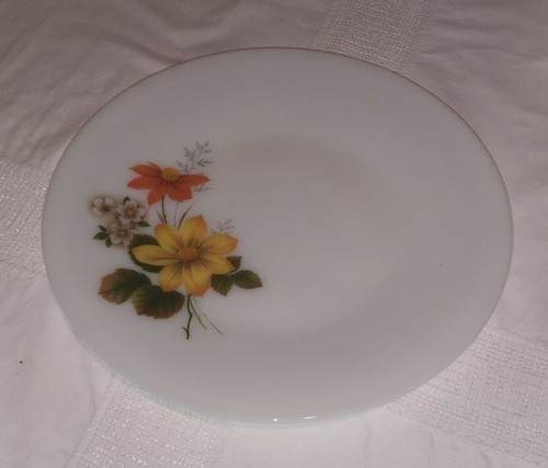 Vintage pyrex dinner plate - vintage, 4