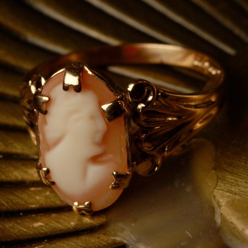Pre owned vintage 1967 9ct - vintage,