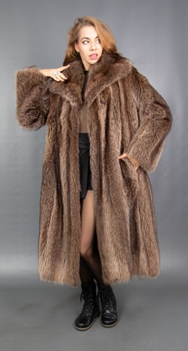 19139d amazing real raccoon - amazing,