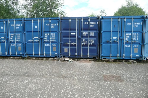 Storage container let in - to,