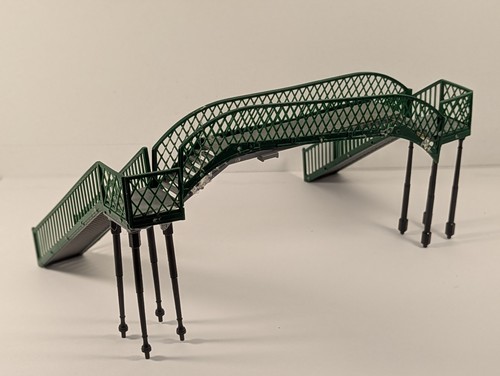 Hornby gauge lattice - oo,