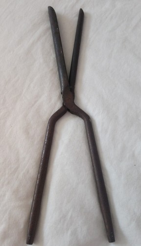 Antique metal hair curling - antique,