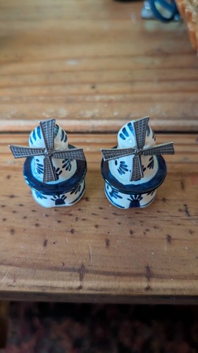 One set vintage delft blue - one,