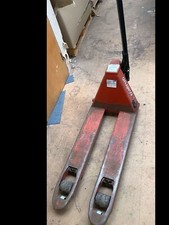 BT ROLATRUC 2300KG HEAVY DUTY HAND PUMP TRUCK MANUAL PALLET TRUCK