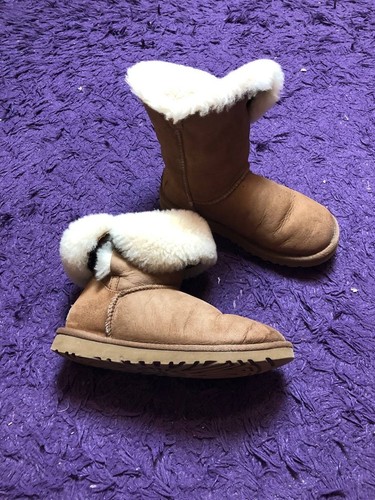 Ugg 5803 boots womens us - us, 5