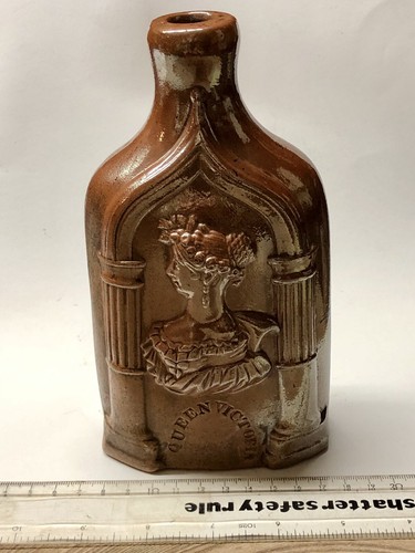 1840 reform flask queen - 1840,