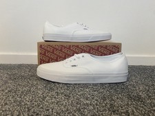 BRAND NEW Vans Authentic -