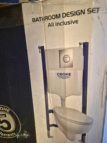 Grohe wall hung toilet set - hung,