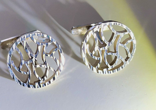 Men silver round - men’s,
