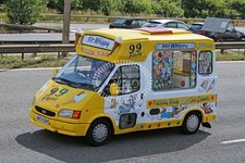 PHOTO MR WHIPPY FORD TRANSIT