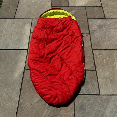 Kids sleeping pod - sleeping, red