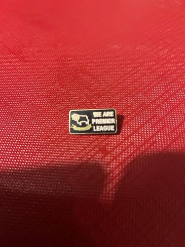 Derby county pin badge - derby,