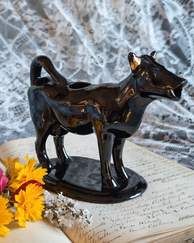Vintage black pottery cow - vintage,