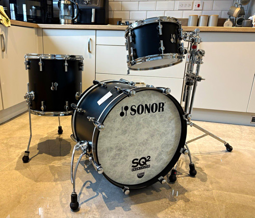 Sonor black drum kit - sonor,