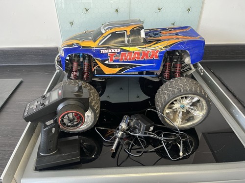 Traxxas maxx rc truck - 3.3,