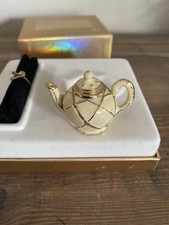 Estee Lauder Solid Perfume Compact Teapot White Linen rare vintage collection 