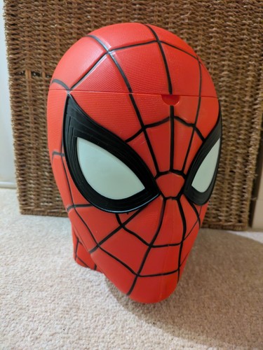 Life size spider - life-size, spider-man