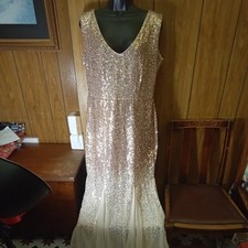 STUNNING FLATTERING STRETCHY