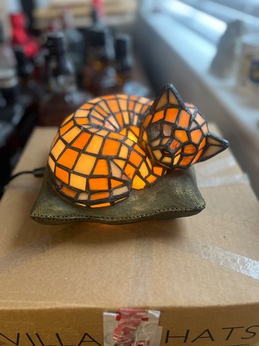 Cat tiffany lamp - cat,
