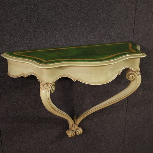 Italian console lacquered