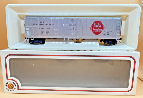 Bachmann 51ft steel reefer - bachmann,